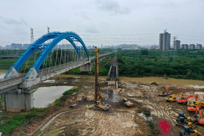 引江濟(jì)淮工程新篇章 最后一處鐵路改建工程開(kāi)工，網(wǎng)絡(luò)工程同步推進(jìn)